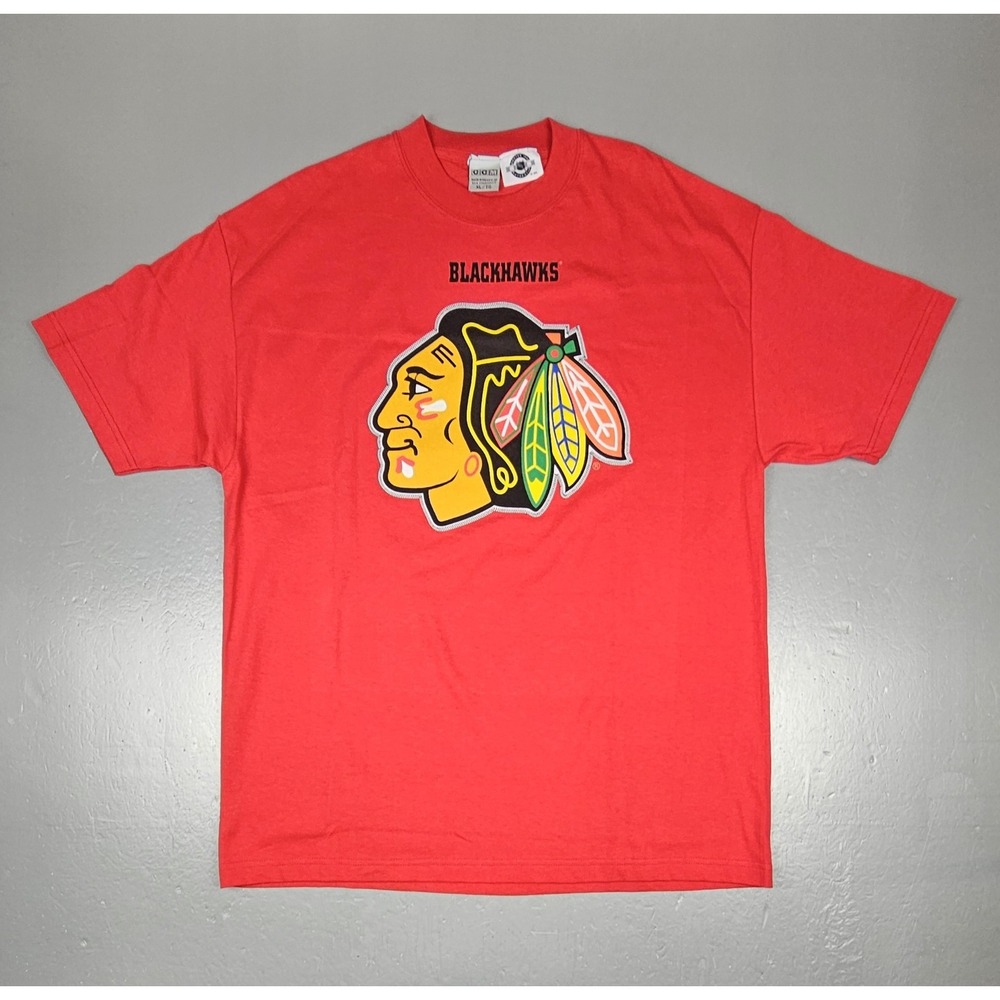 CCM Chicago Blackhawks T-Shirt Mens XL Embroidered Red NHL‎ Hockey Tee NWOT